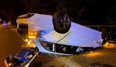 Schönau: Pkw überschlägt sich – 19-jähriger Fahrer alkoholisiert