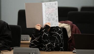 Zschäpe im NSU-Prozess in Dresden: "Ich schäme mich"