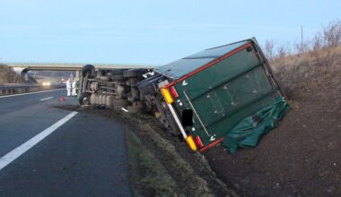 A36 im Harz wieder frei: Tausende Hühner verenden bei Unfall