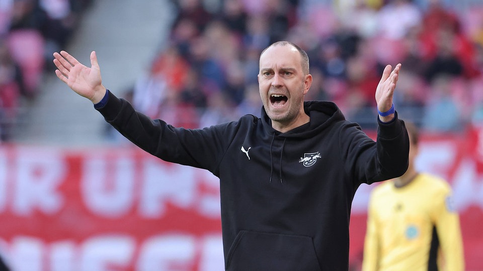 Bundesliga: RB Leipzig empfängt Leverkusen - Spitzenspiel als Rumpfelf-Kick?