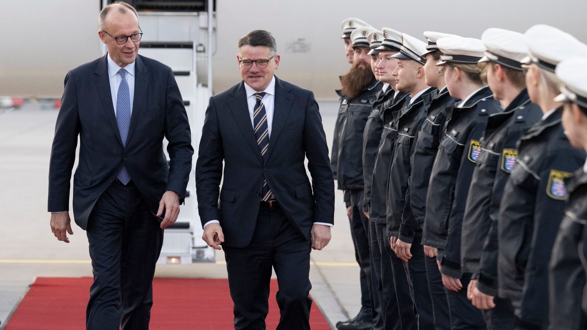 urn:newsml:dpa.com:20090101:251216-911-004632