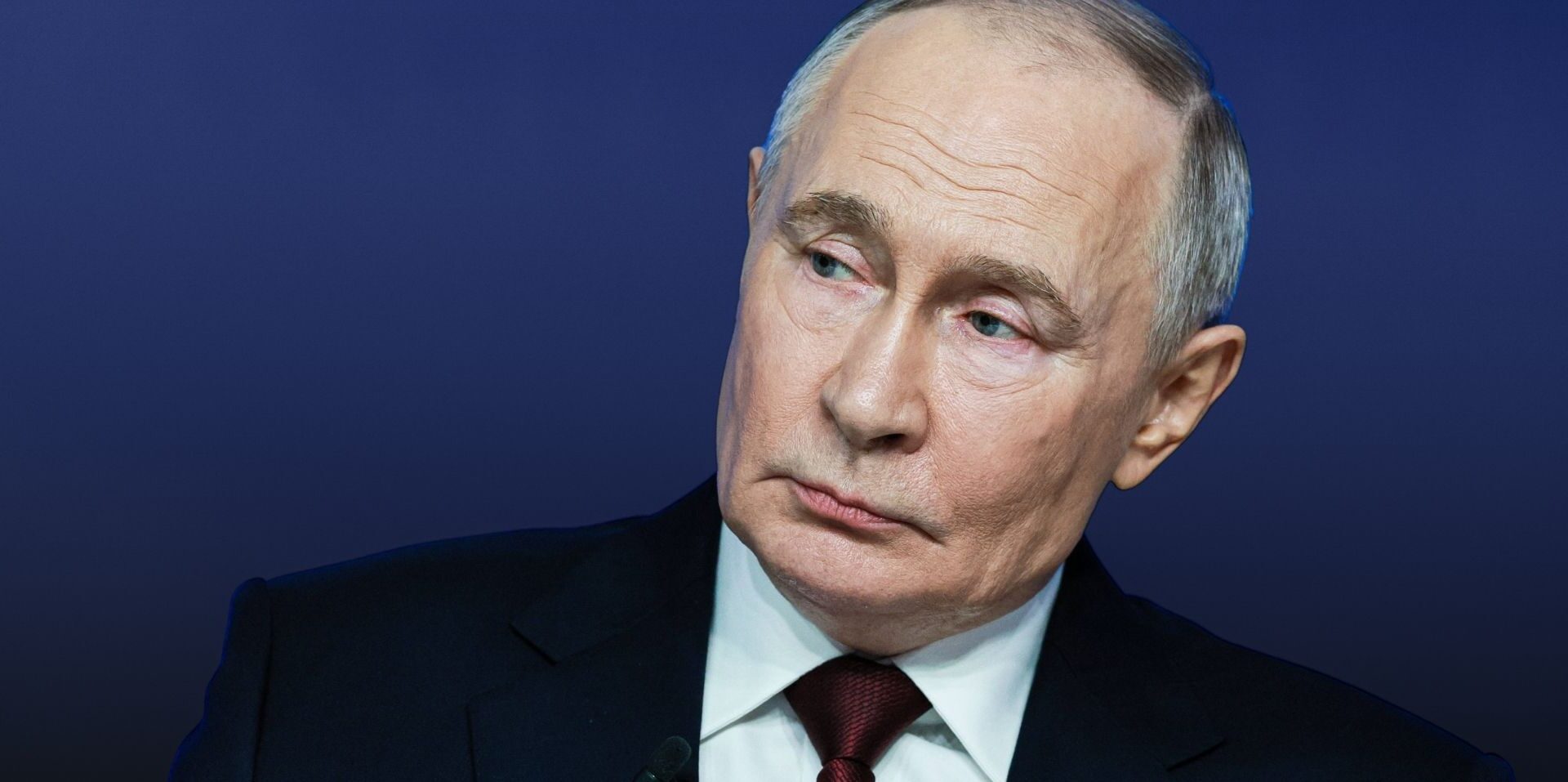 Der russische Präsident Wladimir Putin hält jedes Jahr zum Jahresende eine live im Fernsehen übertragene Telefonkonferenz und Pressekonferenz im Gostiny Dvor ab