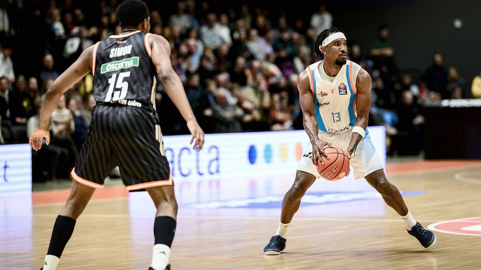 BBL: Nichts zu holen für Science City Jena - Niners Chemnitz verlieren Krimi