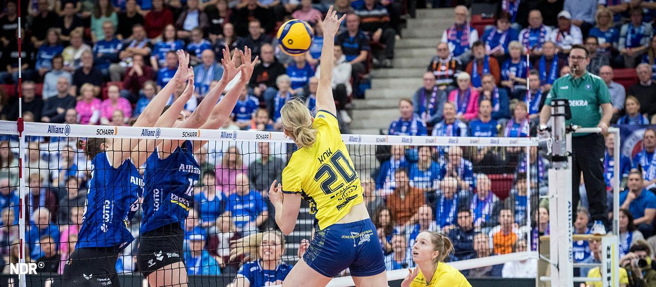 Spielszene Stuttgart gegen Schwerin