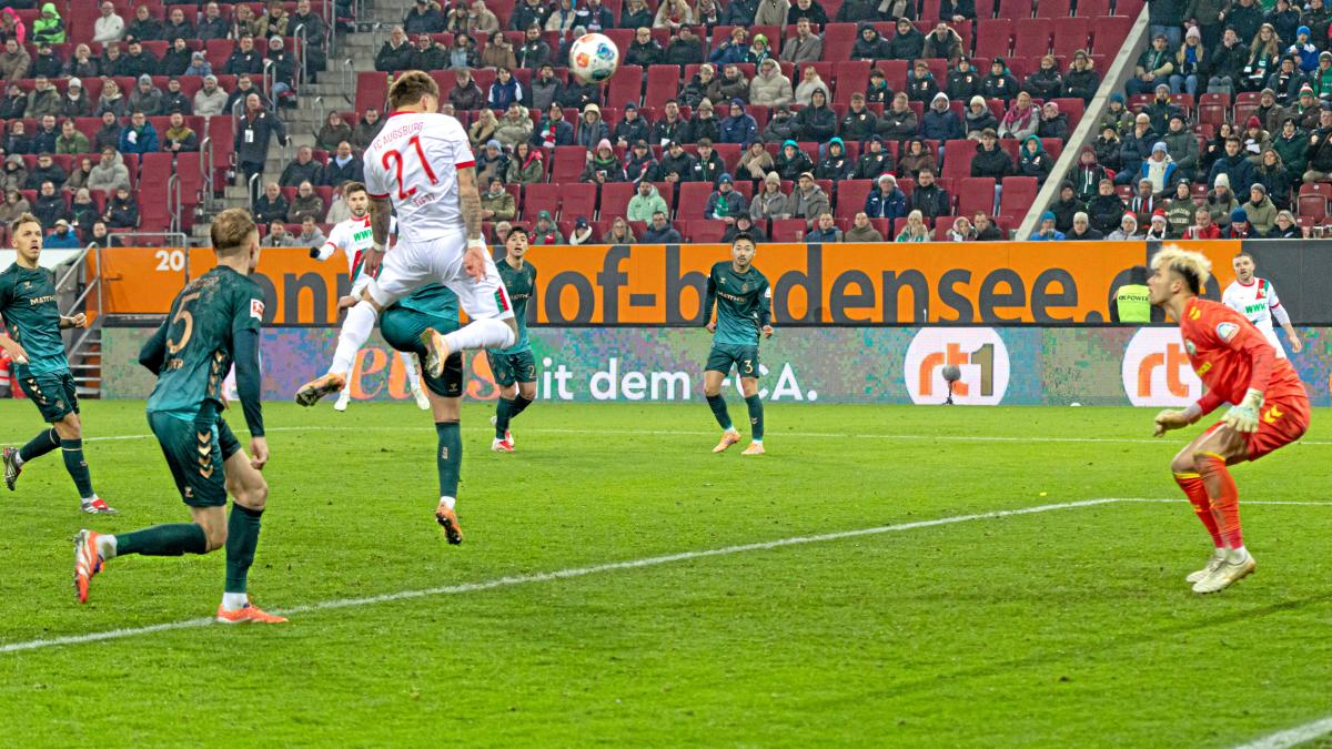 Warum Phillip Tietz beim FC Augsburg auf der Bank schmort