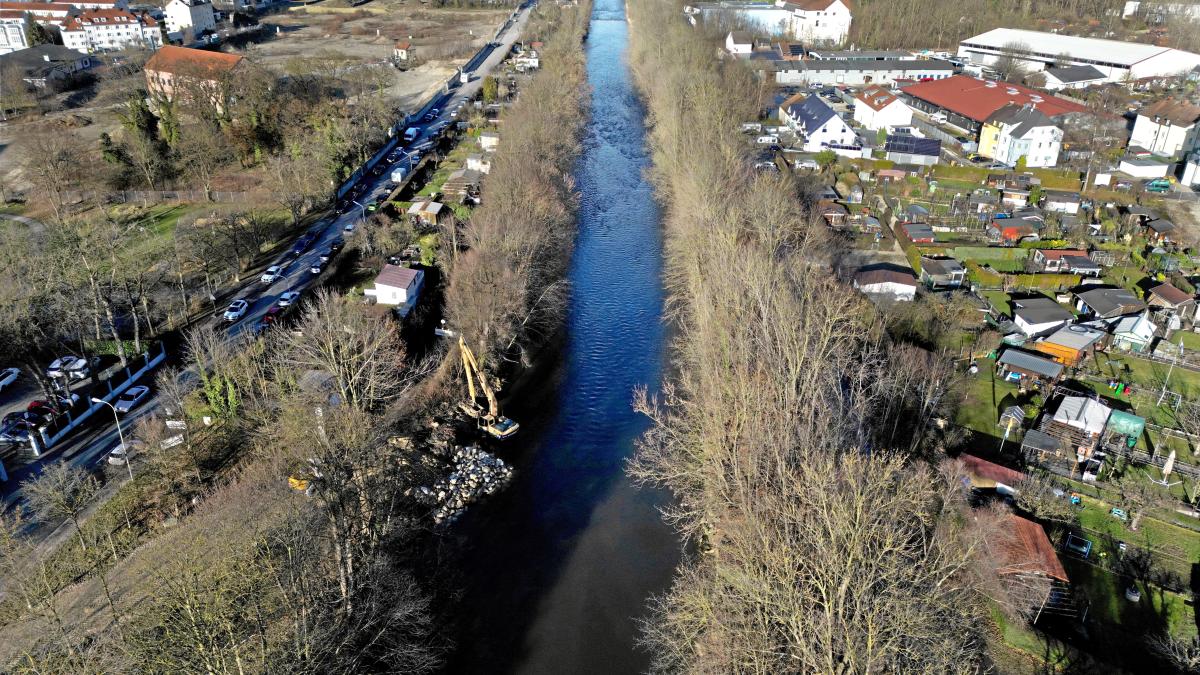 An der Wertach in Augsburg stehen Sicherungsmaßnahmen an