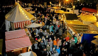 Weihnachtsinsel am Zeughaus in Augsburg lockt Familien mit entspanntem Flair
