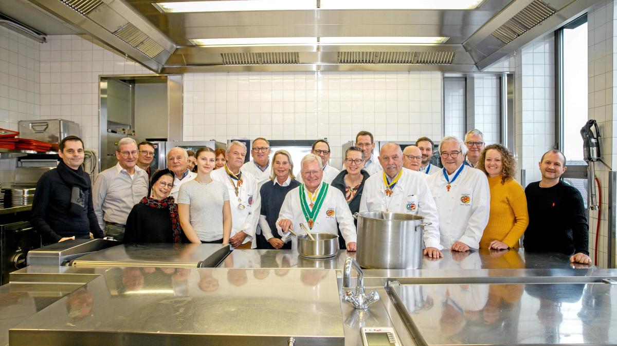 Club der kochenden Männer in Augsburg muss LEW-Kantine verlassen