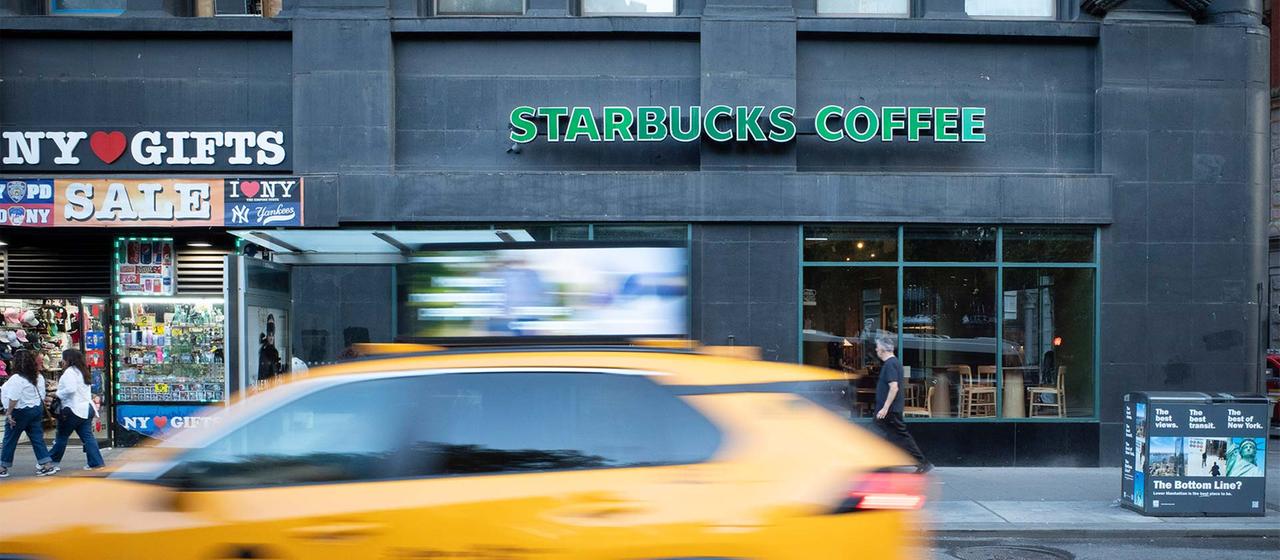 Starbucks Filiale in New York.