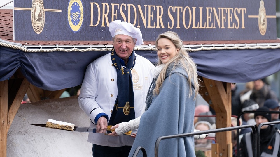 30. Stollenfest: Riesenstollen tourt durch Dresden
