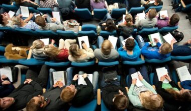 Vom Hörsaal ins Jobcenter: Immer mehr Akademiker arbeitslos