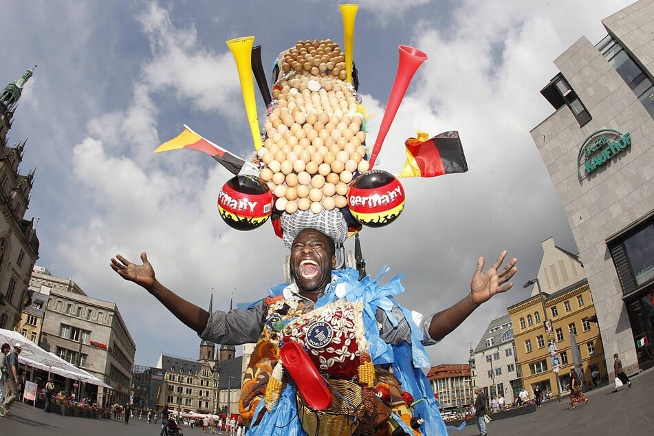Foto von 2012: Der "Eiermann" auf dem Marktplatz Halle. (Archivbild)