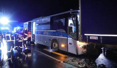 Auffahrunfall: Gefangenentransport verunglückt auf A4 bei Wilsdruff