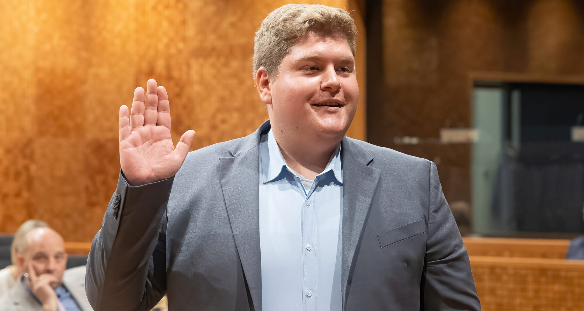 PDG startet in Haushaltswoche - Frederik Wertz als neuer Abgeordneter vereidigt