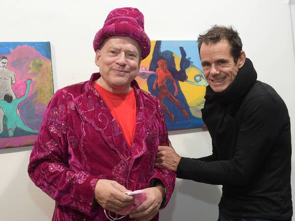  Vernissage von Rosa von Praunheim Geburtstagskind  80  Rosa von Praunheim, bürgerlich Holger Bernhard Bruno Mischwitzky und Tom Tykwer, Filmregisseur 80. Geburtstag Vernissage von Rosa von Praunheim, nackte Männer nackte Tiere in der ART Galerie MOND in Berlin am 25.11.2022 *** Vernissage of Rosa von Praunheim birthday child 80 Rosa von Praunheim, bürger Holger Bernhard Bruno Mischwitzky and Tom Tykwer, film director 80 birthday Vernissage of Rosa von Praunheim, naked men naked animals in the ART Gallery MOND in Berlin on 25 11 2022 Photopress Mueller