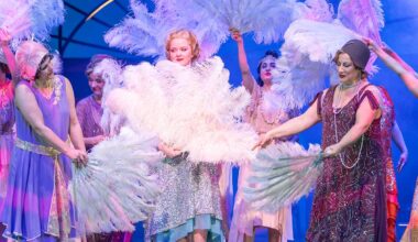 Jahresausklang in stilvollem Ambiente: Wuppertaler Bühnen laden zur Silvesternacht ein - blickfeld