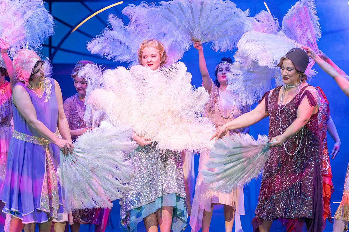 Jahresausklang in stilvollem Ambiente: Wuppertaler Bühnen laden zur Silvesternacht ein - blickfeld