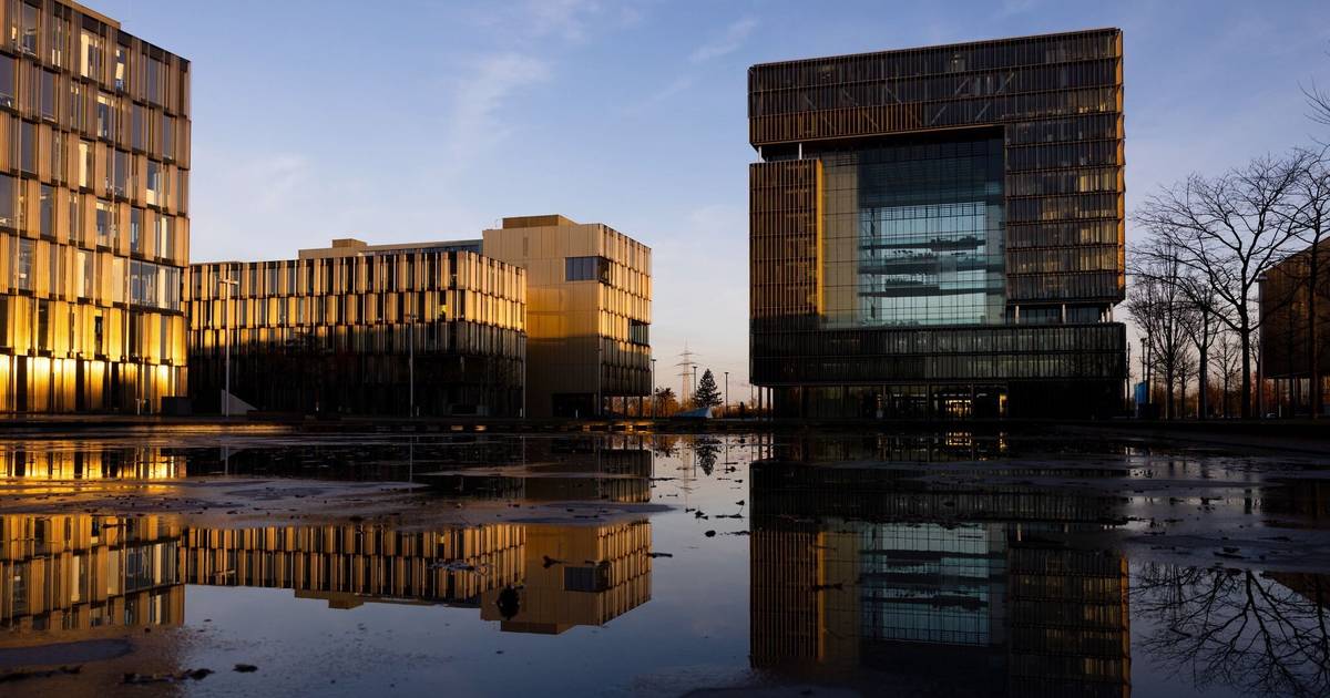 Bei Thyssenkrupp wackeln weitere 1500 Jobs, Zentrale und Kantinen