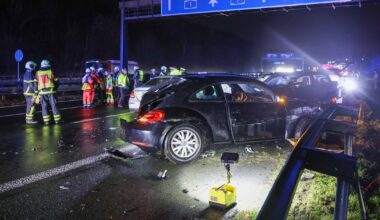 Unfall auf A1 - Acht Verletzte in mehreren Autos