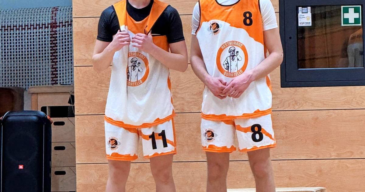 Grigoriy Borshchiver lebt den Basketball