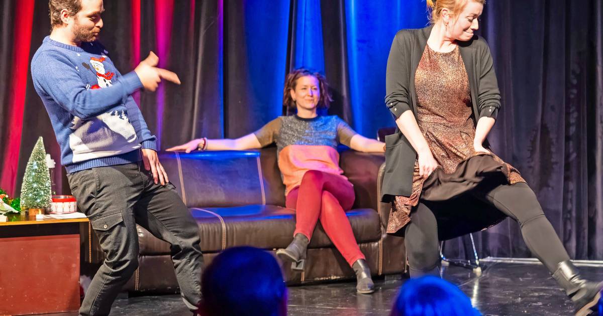 Improtheater B7 überzeugte mit seiner Weihnachtsshow in der Börse in Wuppertal