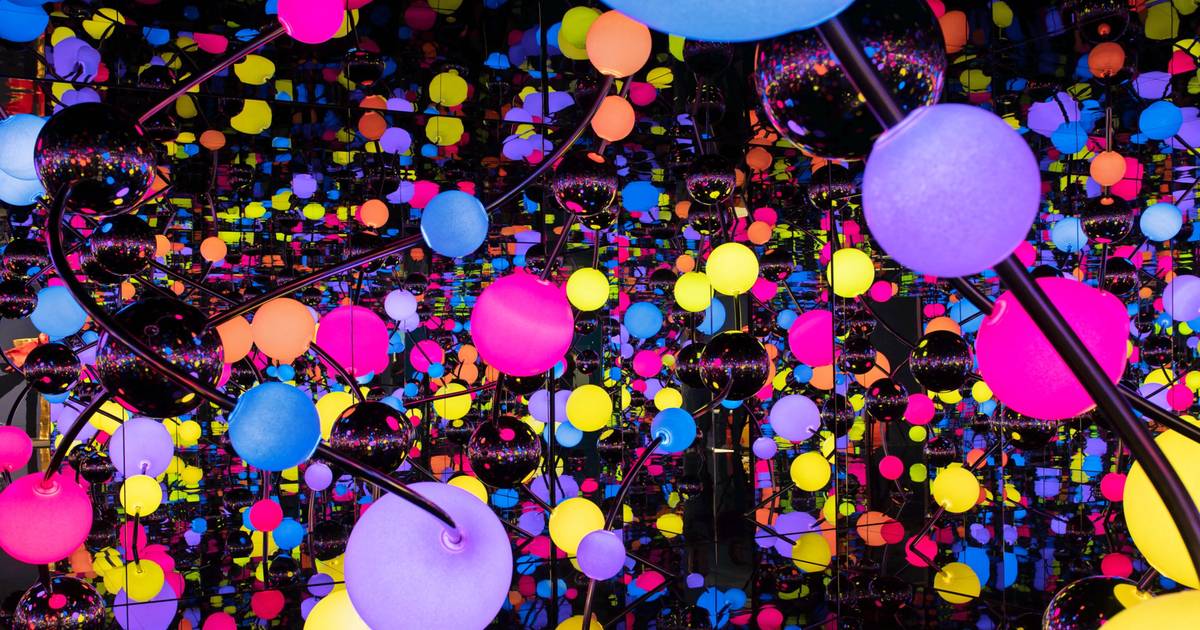 Sprengel Museum in Hannover zeigt Love you to infinity