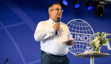 Aunde baut seine Geschäftsführung um