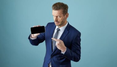 Satiriker Florian Schroeder blickt zurück auf das Jahr und ist zu Gast in Wuppertal