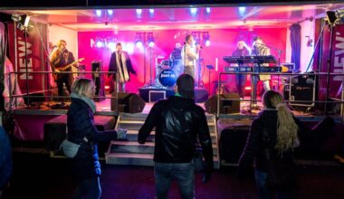 Musikwinter bringt Adventsstimmung auf den Wegberger Rathausplatz