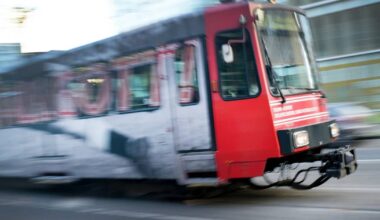 Weihnachten & Silvester 2025/26 Düsseldorf: Diese Rheinbahnlinien fahren häufiger