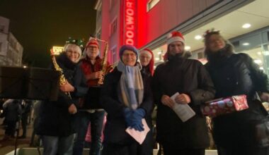 Weihnachtssingen in Leverkusen hilft Tierpark in Solingen