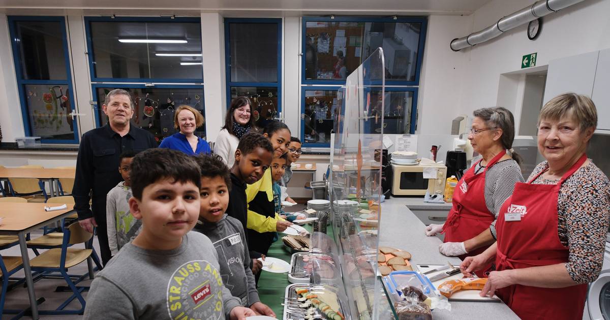 Brotzeit ermöglicht an Grundschule Ellenbeek Frühstück