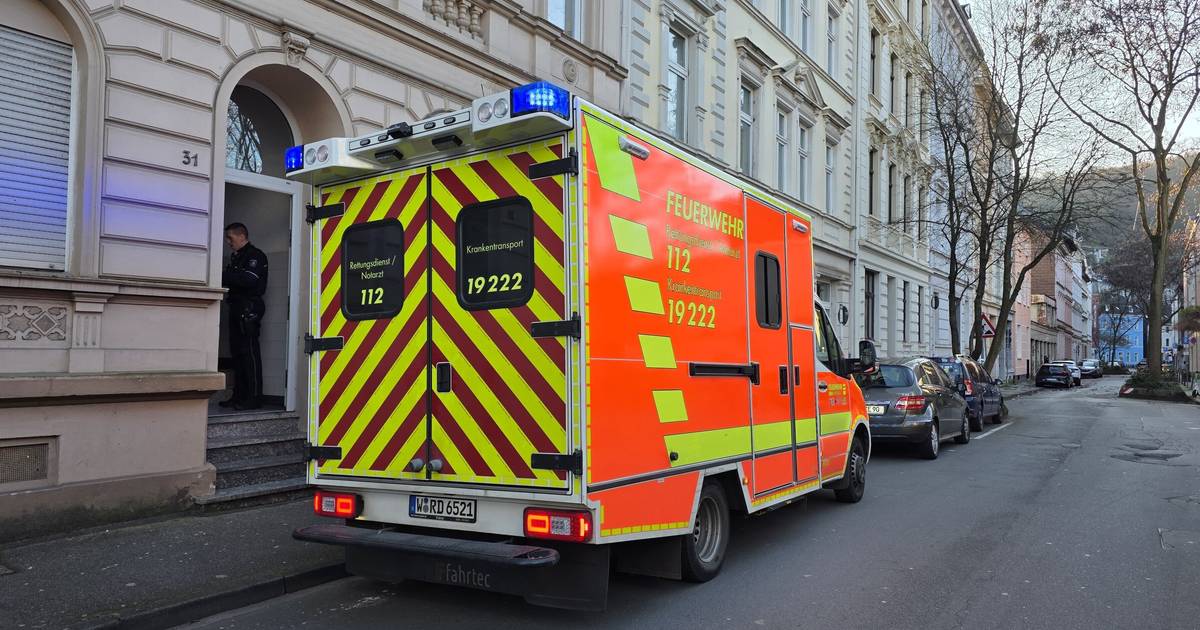 Raubüberfall auf 74-jährige Frau in Wuppertal