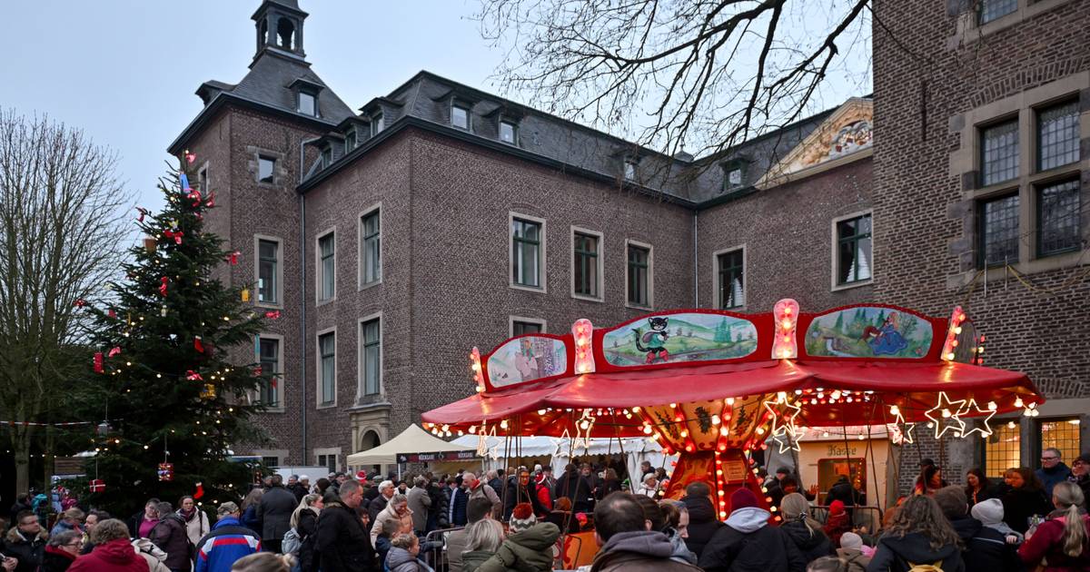 Stimmungsvoller Weihnachtsmarkt am Schloss Neersen