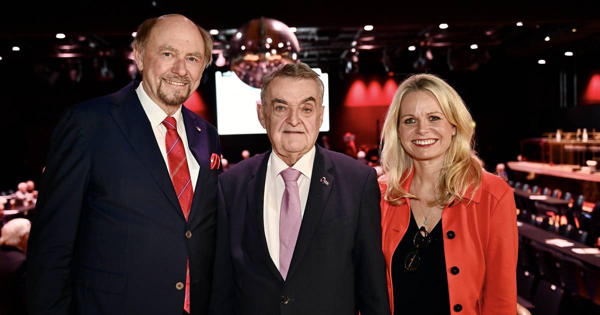 Jonges zeichnen Herbert Reul aus