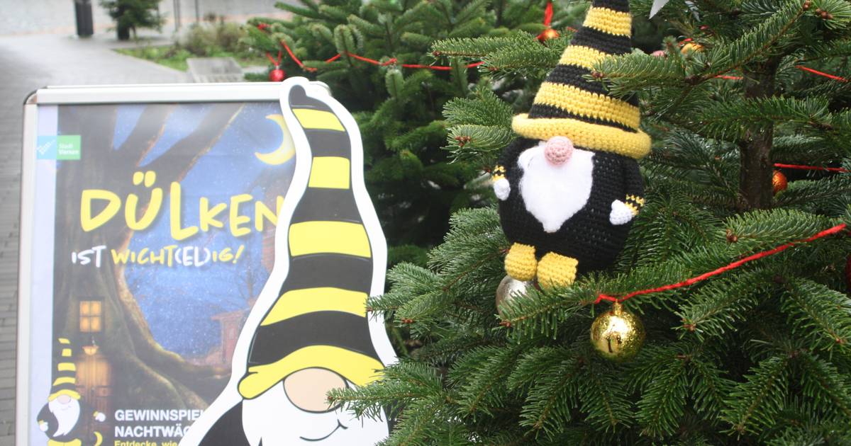 Wichtel Anton ist in Dülken in der Adventszeit