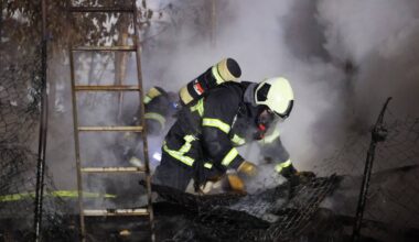 Polizei und Feuerwehr rücken aus