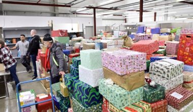 Mönchengladbacher spenden Weihnachtspäckchen für Hilfsbedürftige