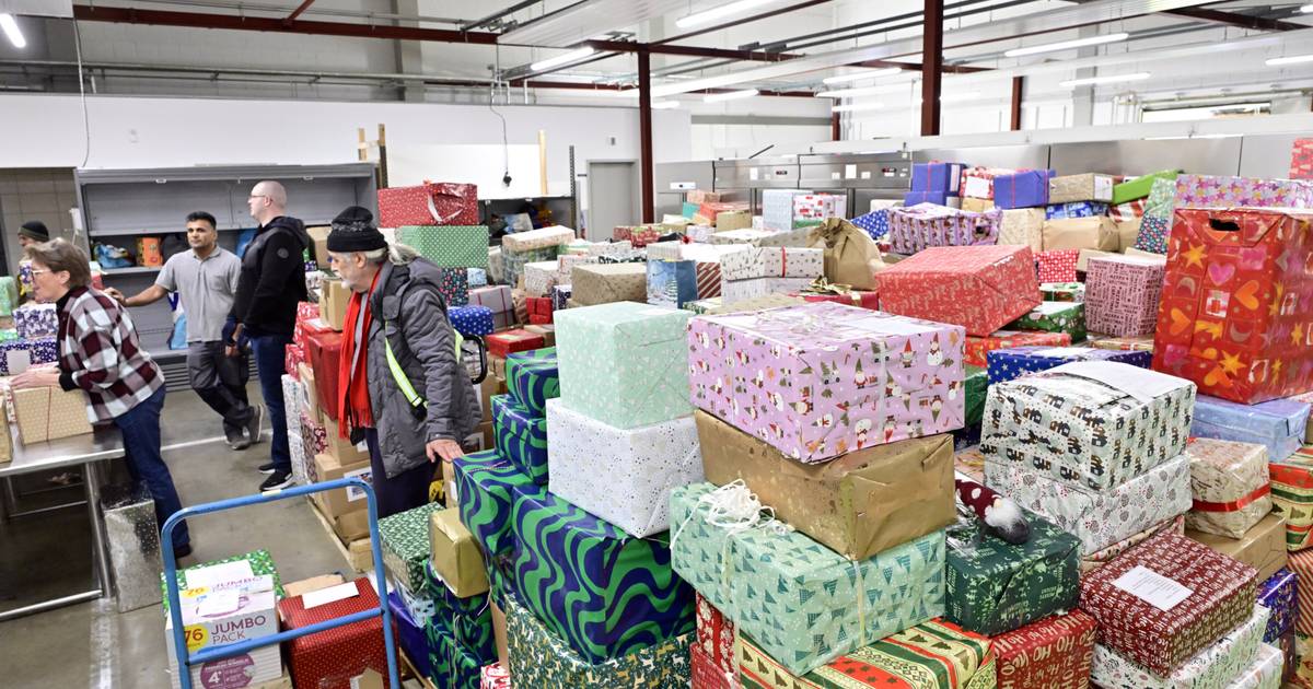 Mönchengladbacher spenden Weihnachtspäckchen für Hilfsbedürftige