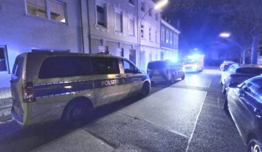 Polizei findet Mann mit Stichverletzung