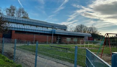 Neues Umkleidegebäude für Schul- und Vereinssport