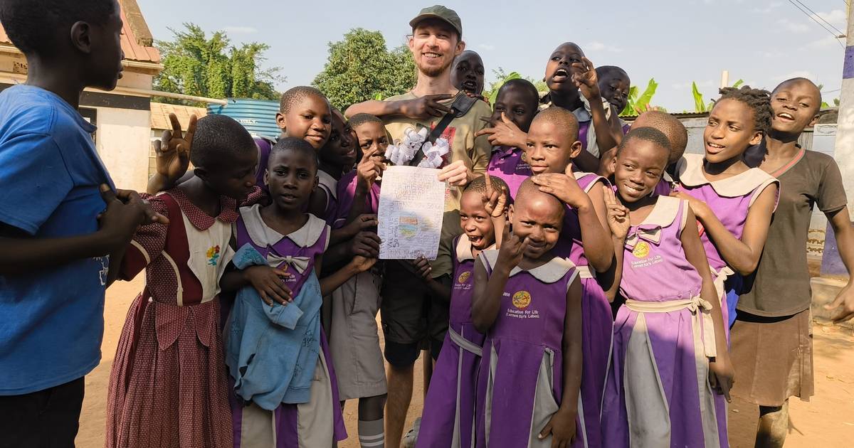 Solinger baut Schule in Uganda auf