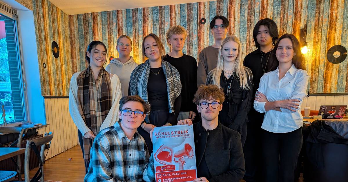 Schüler-Demonstration in Viersen gegen Wehrpflicht