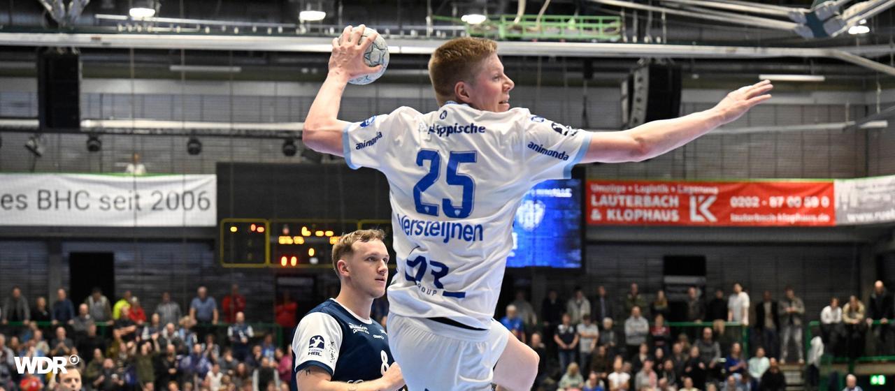 Niels Versteijnen beim Sprungwurf