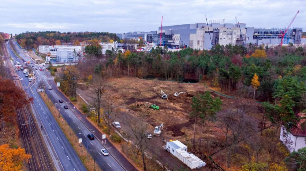 Infineon in Dresden erhält ein neues Regen-Versickerungsbecken