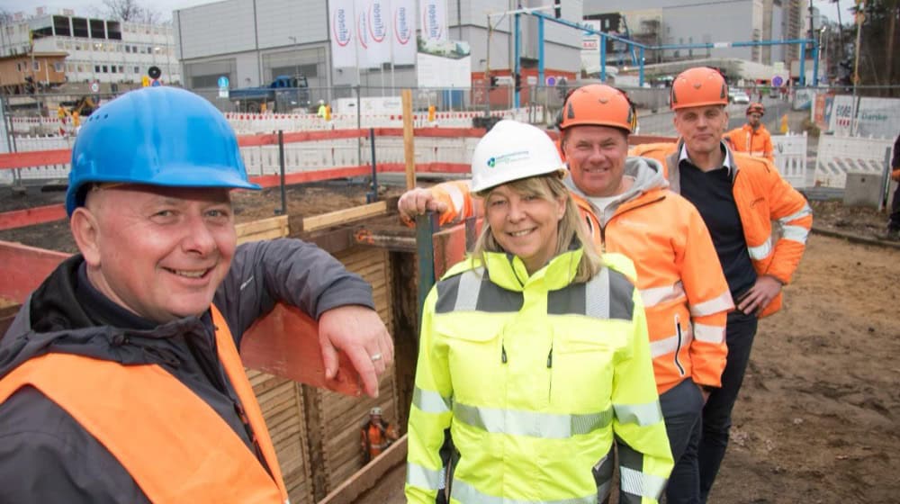 Eine Super-Röhre für die Dresdner Chipindustrie