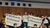 Protest während der Gemeinderatssitzung am Montag, 22. Dezember, 2025.