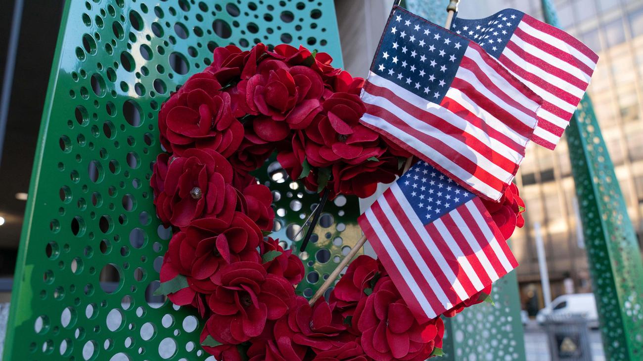 Der US-Überblick am Morgen: Trump kündigt langen Asylstopp an, Ukrainedeal hat "gute Chance"