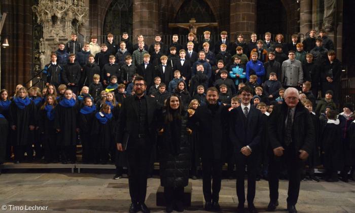 Gruppenbild der Windsbacher bei der 555. Motette in St. Lorenz