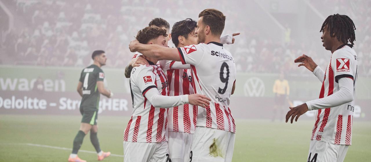 Jubel bei Freiburg | IMAGO/Eibner Jubel bei Freiburg
